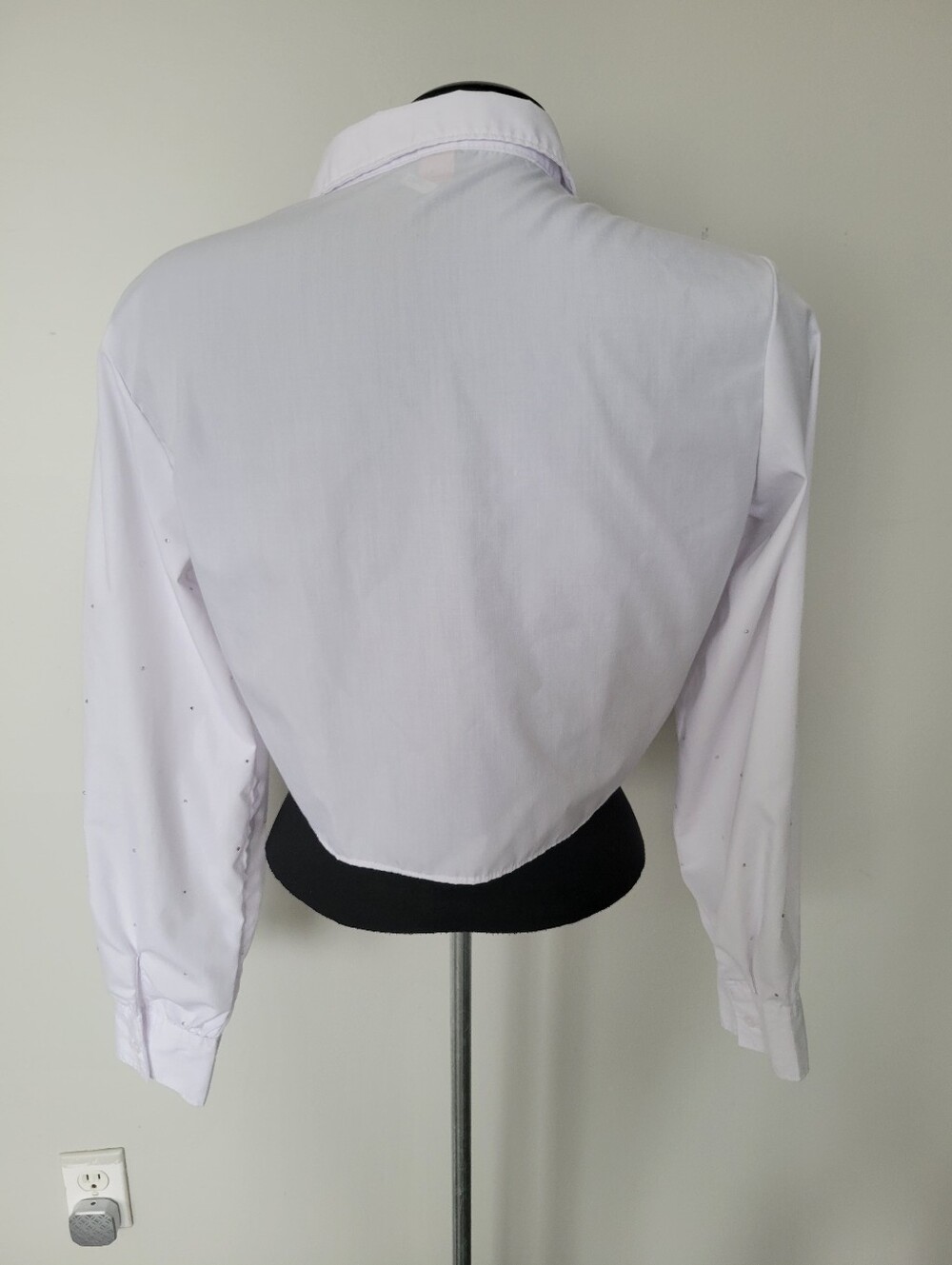 Cropped Rhinestone Blouse Size M - Picture 7 of 11
